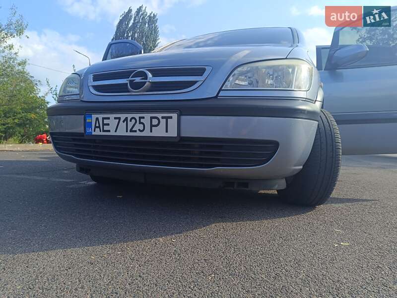 Минивэн Opel Zafira 2003 в Кривом Роге фото 9 Минивэн Opel Zafira 2003 в Кривом Роге