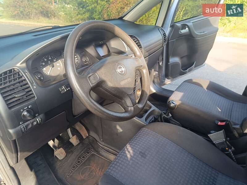 Минивэн Opel Zafira 2003 в Кривом Роге фото 36 Минивэн Opel Zafira 2003 в Кривом Роге
