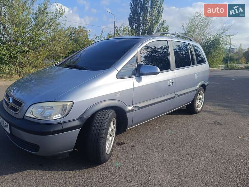 Минивэн Opel Zafira 2003 в Кривом Роге фото 42 Минивэн Opel Zafira 2003 в Кривом Роге