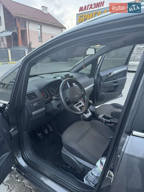 Минивэн Opel Zafira 2012 в Львове фото 9 Минивэн Opel Zafira 2012 в Львове