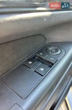Минивэн Opel Zafira 2012 в 