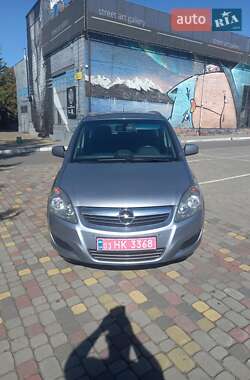 Мінівен Opel Zafira 2010 в Луцьку