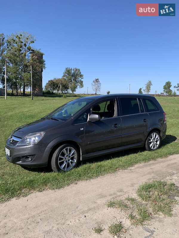 Мінівен Opel Zafira 2009 в Володимирі