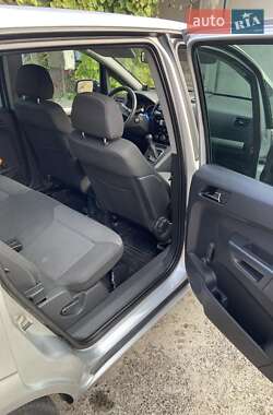 Opel Zafira 2010