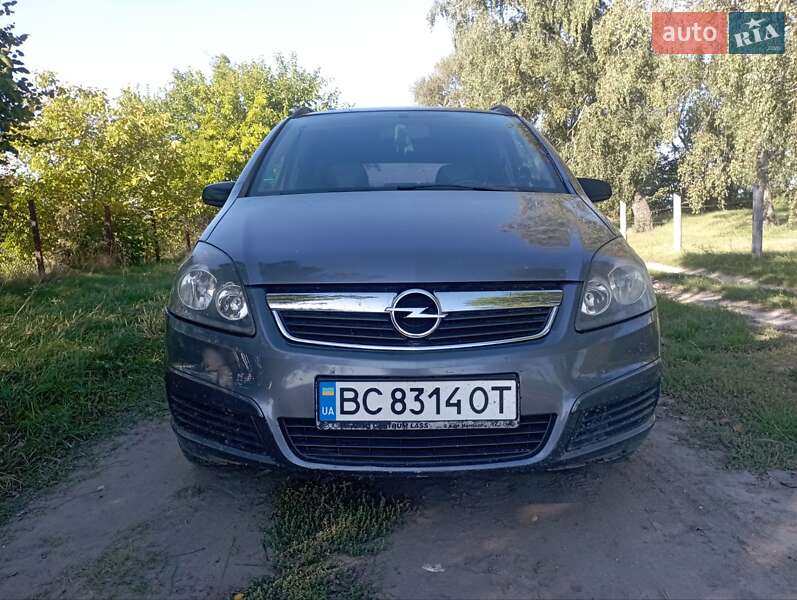 Минивэн Opel Zafira 2006 в Бродах