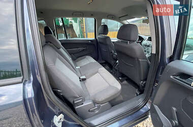 Минивэн Opel Zafira 2009 в 