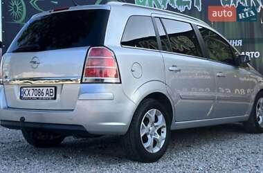 Минивэн Opel Zafira 2006 в 
