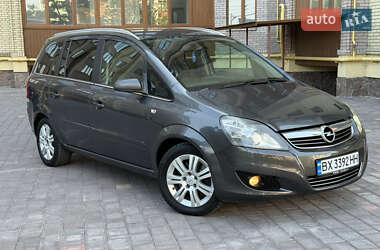 Минивэн Opel Zafira 2009 в 