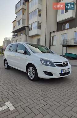 Минивэн Opel Zafira 2011 в Дубно