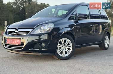 Opel Zafira 2012