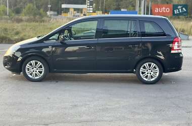 Минивэн Opel Zafira 2012 в 