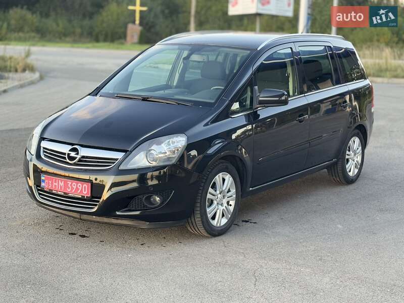 Мінівен Opel Zafira 2012 в Шепетівці