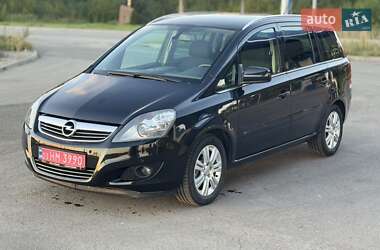 Минивэн Opel Zafira 2012 в 