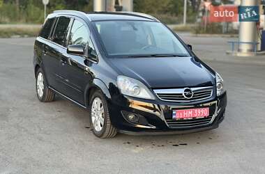 Минивэн Opel Zafira 2012 в 