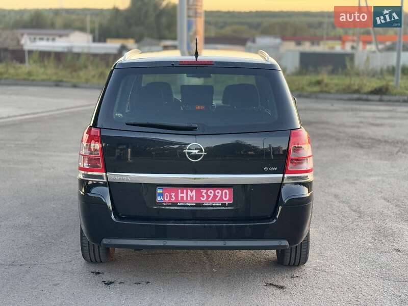Мінівен Opel Zafira 2012 в Шепетівці