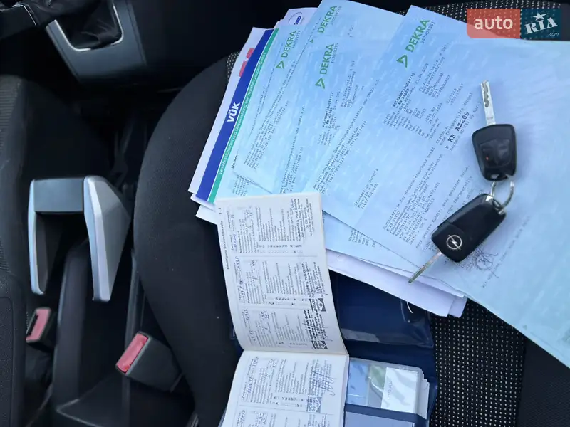 Мінівен Opel Zafira 2009 в Старокостянтинові документ