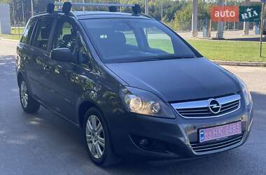 Opel Zafira 2012