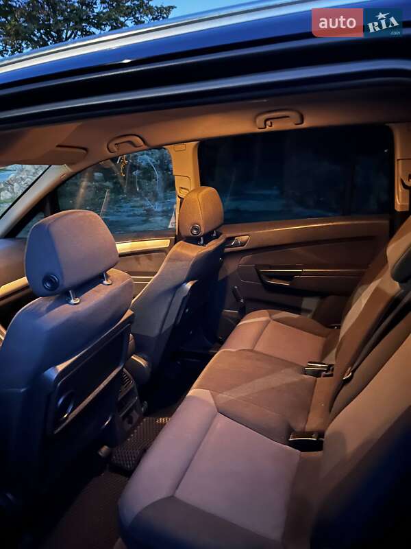 Минивэн Opel Zafira 2008 в Яремче