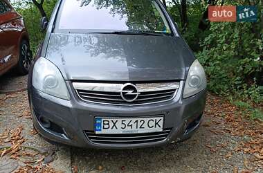 Мінівен Opel Zafira 2010 в Чернівцях
