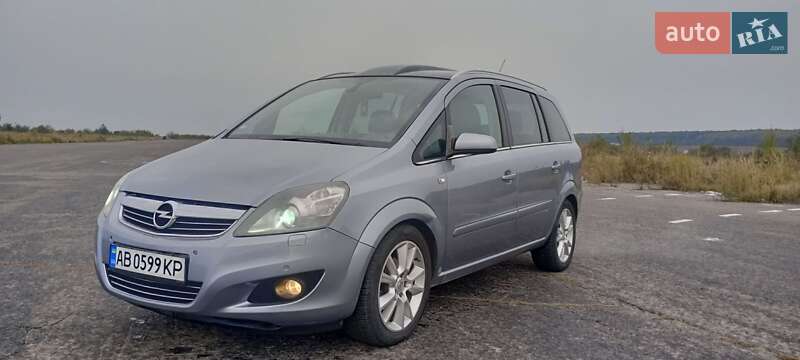 Мінівен Opel Zafira 2009 в Вінниці