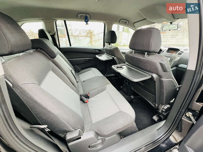 Минивэн Opel Zafira 2005 в Виннице фото 34 Минивэн Opel Zafira 2005 в Виннице