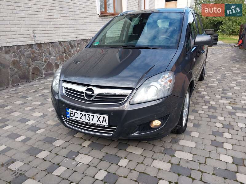 Мінівен Opel Zafira 2011 в Ходореві