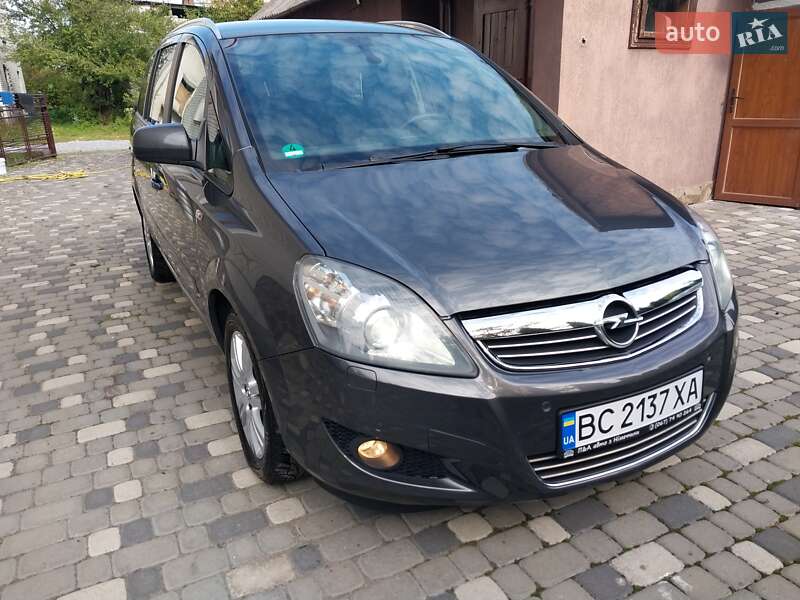 Мінівен Opel Zafira 2011 в Ходореві