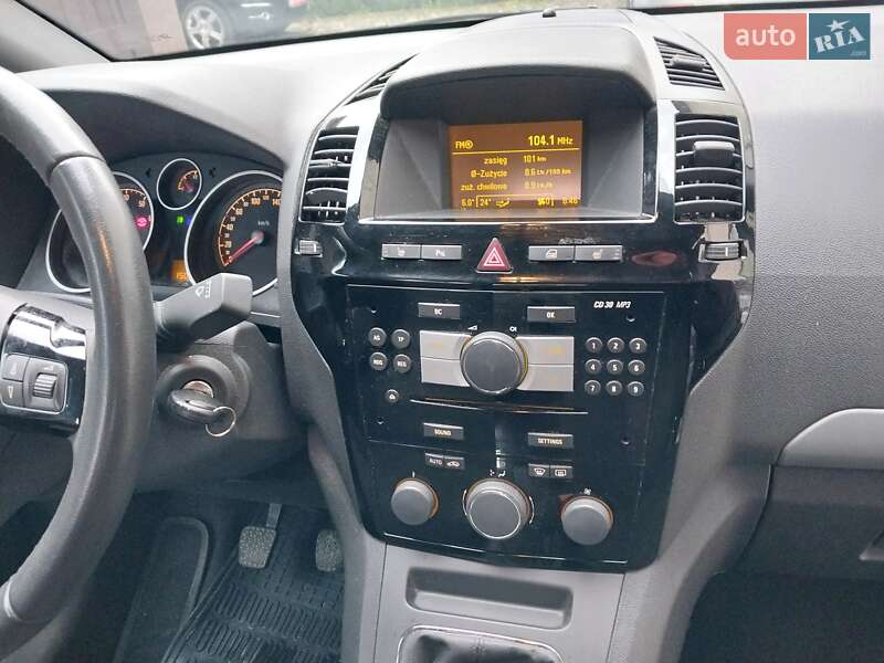 Мінівен Opel Zafira 2011 в Ходореві