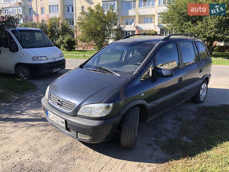 Opel Zafira 2002