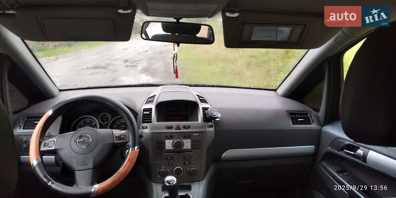 Opel Zafira 2006