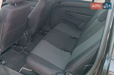 Минивэн Opel Zafira 2006 в 