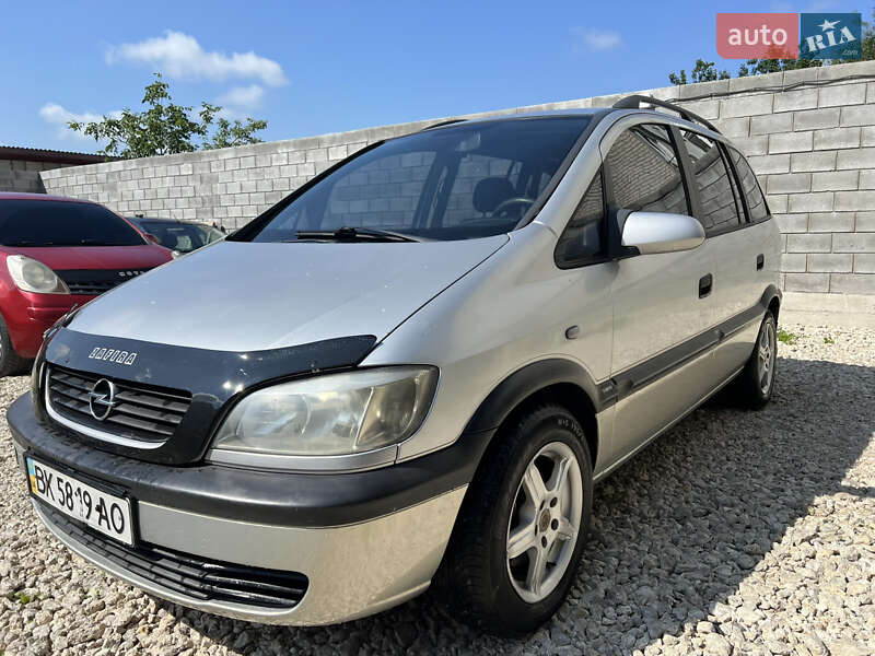 Opel Zafira 2000