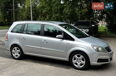 Минивэн Opel Zafira 2007 в 