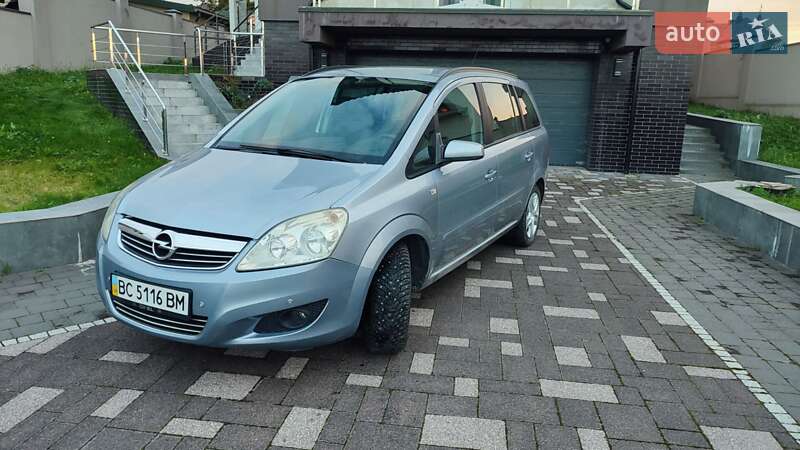 Минивэн Opel Zafira 2008 в Львове