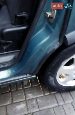 Минивэн Opel Zafira 2001 в 