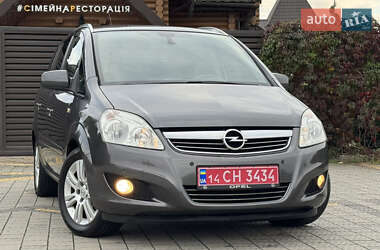 Opel Zafira 2010