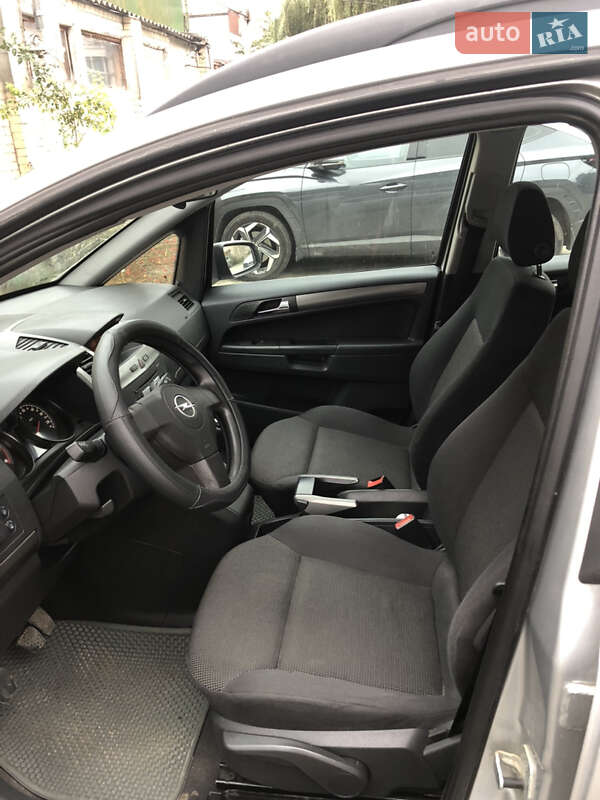 Мінівен Opel Zafira 2007 в Кам'янець-Подільському фото 17 Мінівен Opel Zafira 2007 в Кам'янець-Подільському