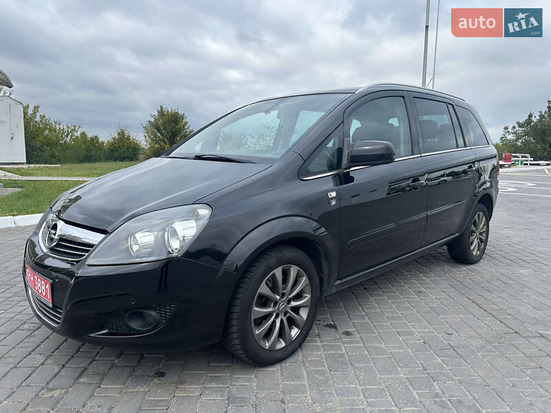 Минивэн Opel Zafira 2010 в Одессе