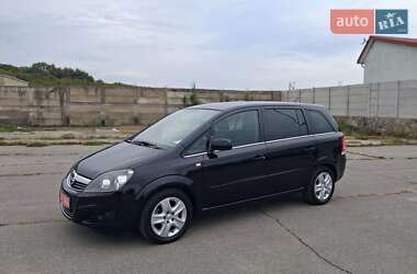 Минивэн Opel Zafira 2011 в Виннице