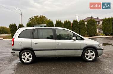 Минивэн Opel Zafira 2003 в 