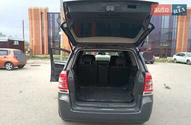 Минивэн Opel Zafira 2012 в 