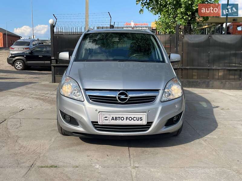Минивэн Opel Zafira 2011 в Киеве фото 2 Минивэн Opel Zafira 2011 в Киеве