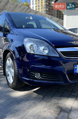Мінівен Opel Zafira 2006 в Вінниці