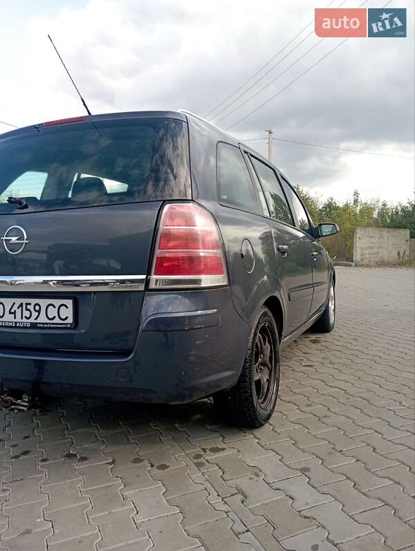 Минивэн Opel Zafira 2006 в Ковеле