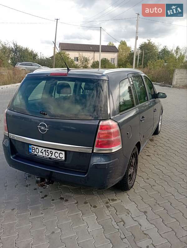 Минивэн Opel Zafira 2006 в Ковеле