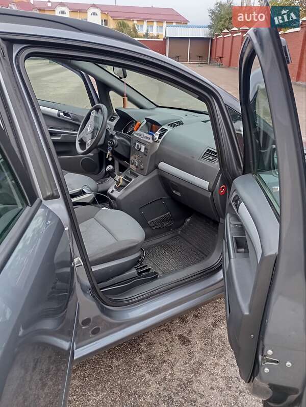 Мінівен Opel Zafira 2006 в Фастові
