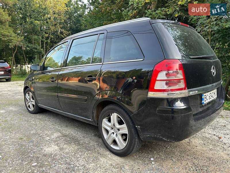 Мінівен Opel Zafira 2008 в Львові