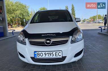 Минивэн Opel Zafira 2009 в 