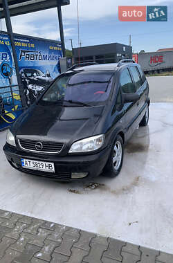 Минивэн Opel Zafira 2000 в Коломые