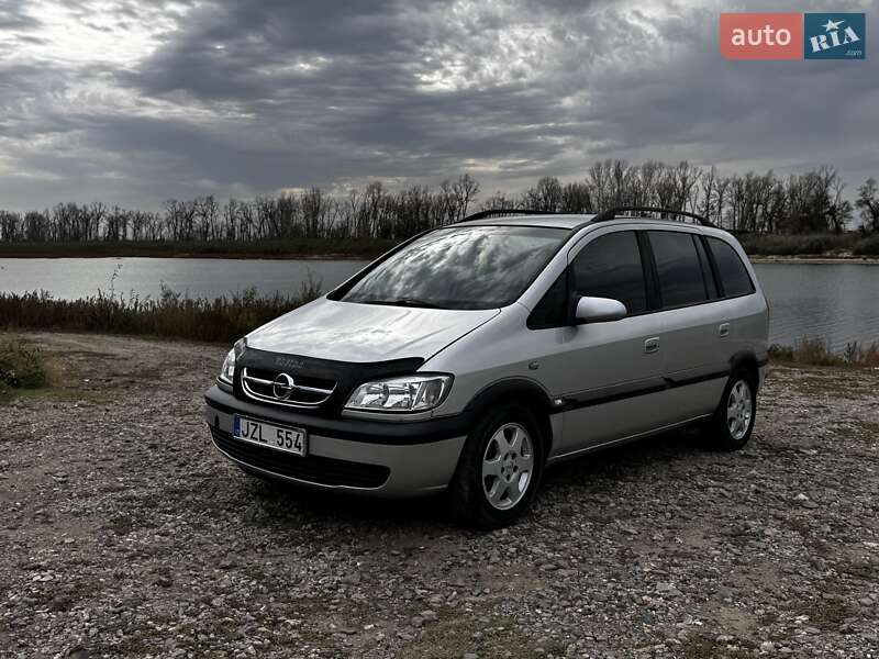 Opel Zafira 2005 Opel Zafira 2005